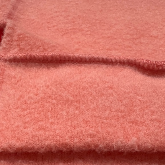 🎉HP🎉 Zenana Hacci Exposed Seam Sweater 💗 Coral - Picture 12 of 14